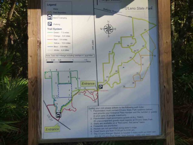 b Trail Sign