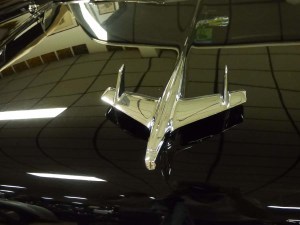 b Hood Ornament 6
