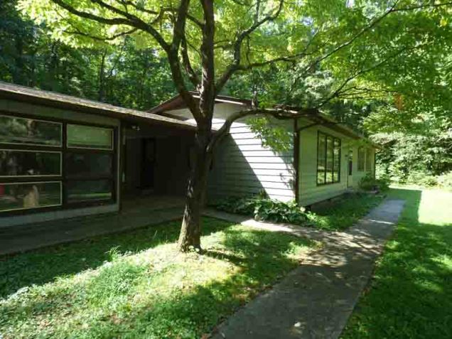 b01 Cosby Ranger Station