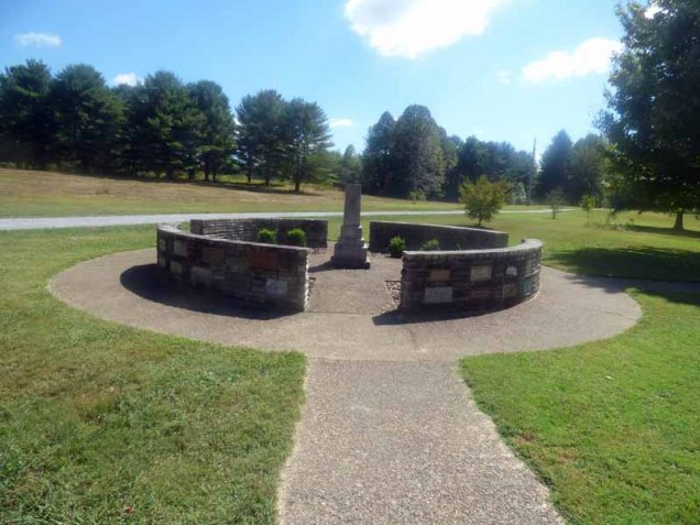 b01-davy-crockett-memorial