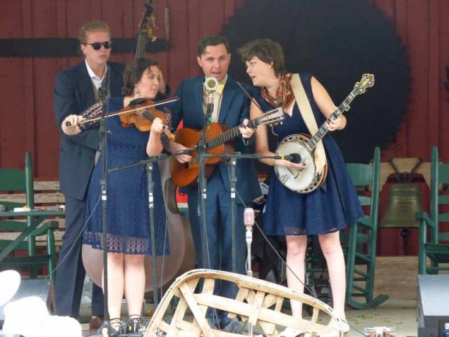 b12-bill-and-the-belles