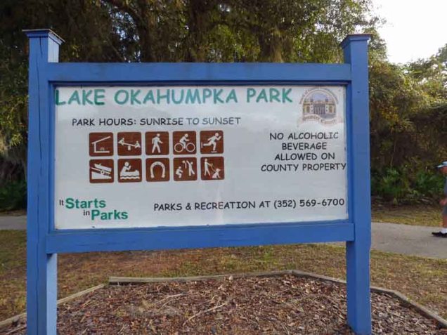 b1-lake-okahumpka-sign