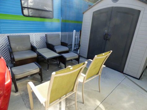 b-outdoor-seating-area